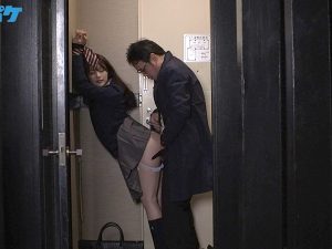 Cô nữ sinh dâm ngầm cưỡng dâm thầy giáo